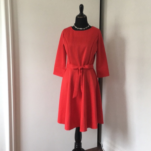 New light. Red fit flared knee length dress - Picture 2 of 8